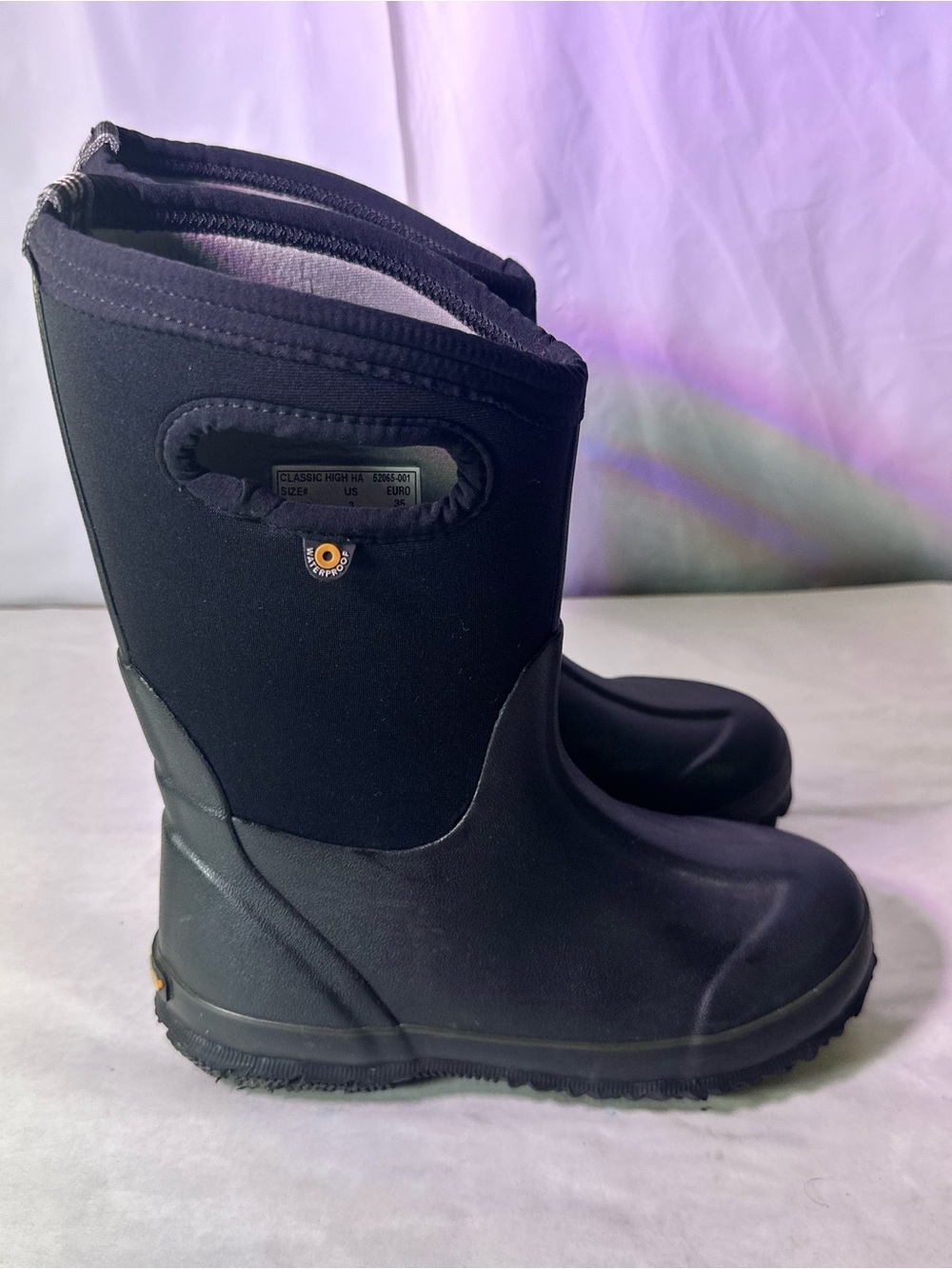 Bogs Kids Black Waterproof Neoprene Pull-On Boots - Picture 5 of 9